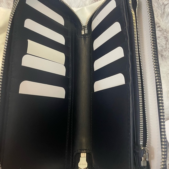 Gucci Guccissima With Web Zip Wallet In Dark Navy - Picture 6 of 10